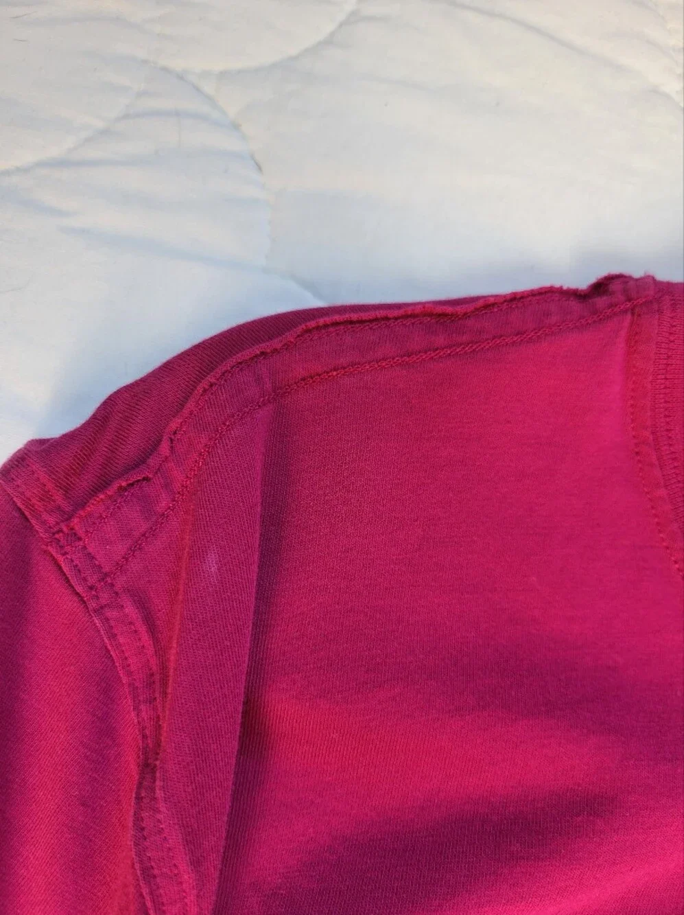 Lululemon Crew Neck Raw Edge Back Seam T-Shirt Magenta Womens 10